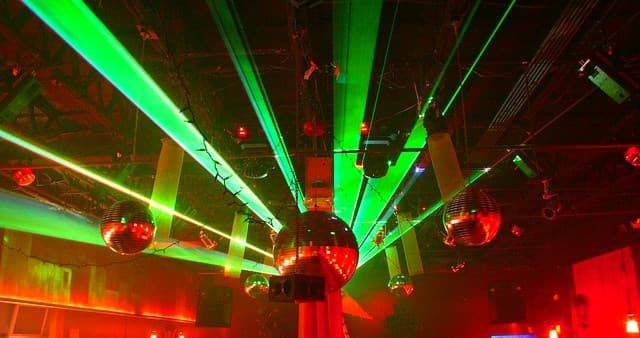 Лазерная установка купить в Симферополе для дискотек, вечеринок, дома, кафе, клуба